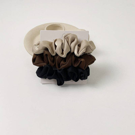 ✨ The Aurrina Luxe Satin Scrunchies Set – Soft Beige Elegance (3PCS)